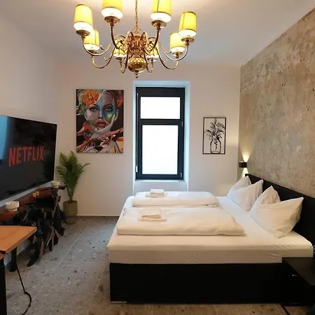 Luxusapartment Mit Badewanne Und Parkplatz Apartman *